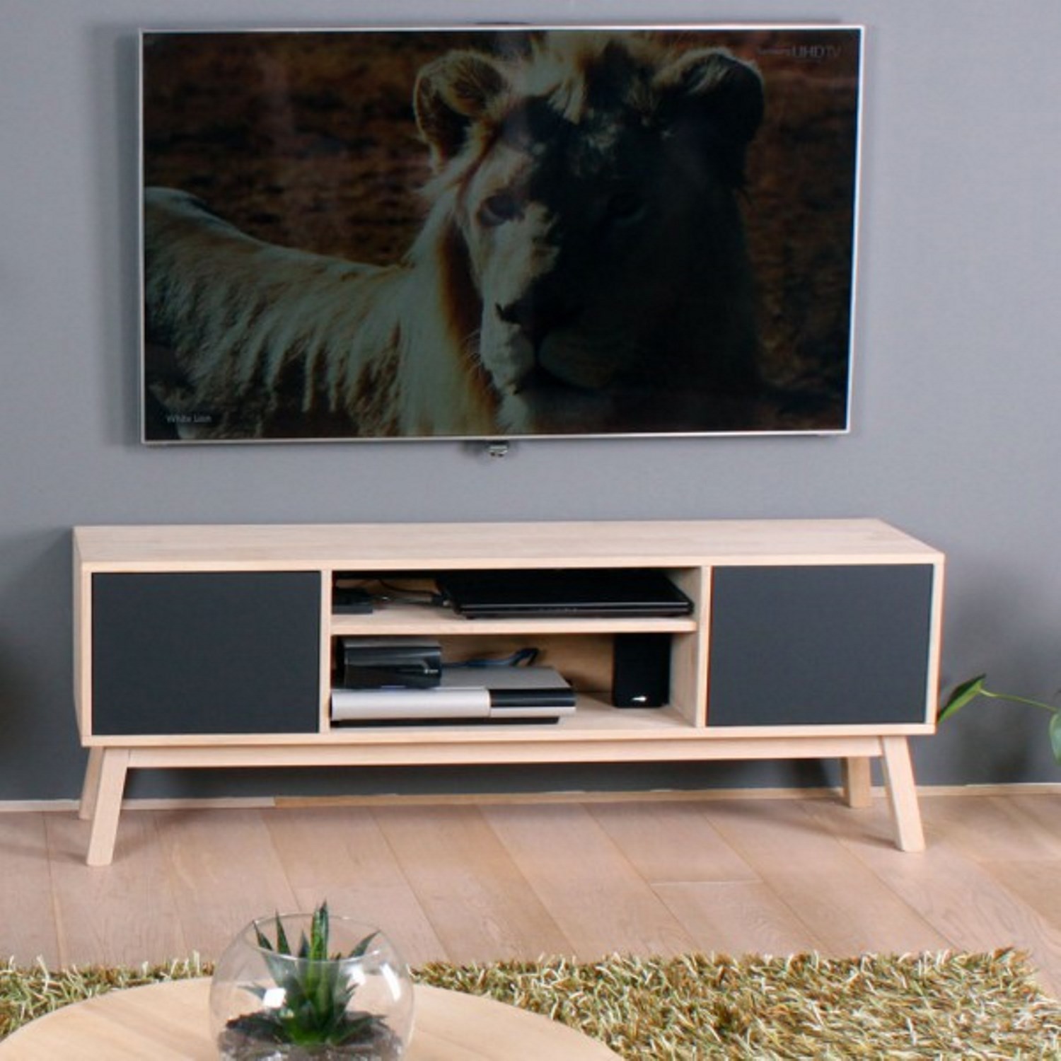 Cannes tv bord i massiv eg mediemøbler 3 nordic Tv bord